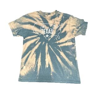 Women’s M Texan Tie Dye T Shirt Bigger In Texas Funny Comfort Casual Bleach Dye